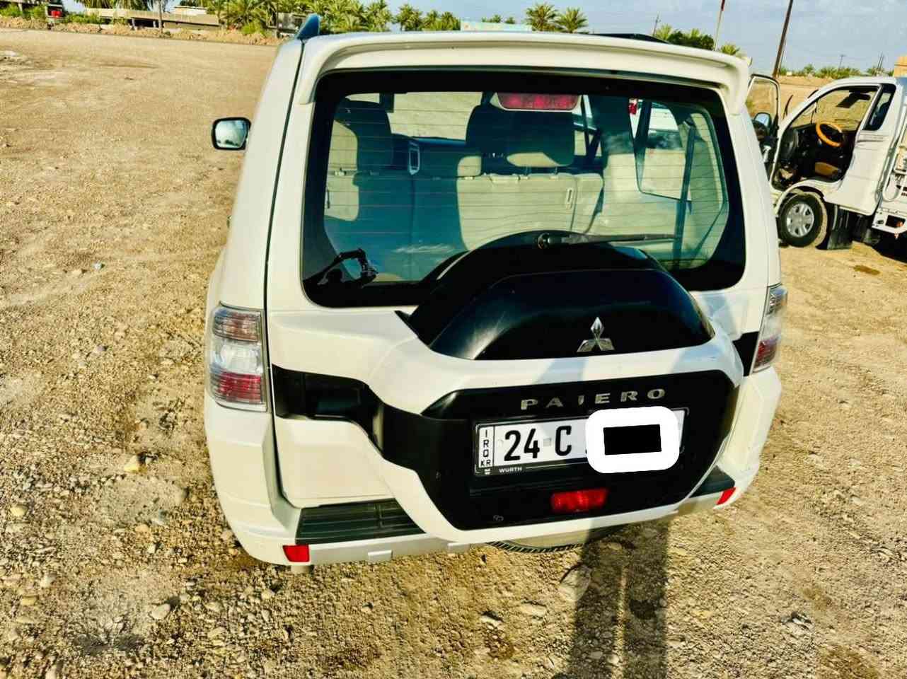 باجيرو 2015خليجي كفاله عامه عدا صبغ بالجاملغ الأمامي عكس سايق مواصفات نص فول مري شفط حساسات خلفيه اشاير بالمري محرك وكير مكفولات سياره جاهزه تخم تاير تبريد تدفئه 6سلندر 7راكب 3قطع تبريد رقم دهوك الجديد  السعر 145 وبي مجال للاستفسار ***********مكان السيارة واسط
