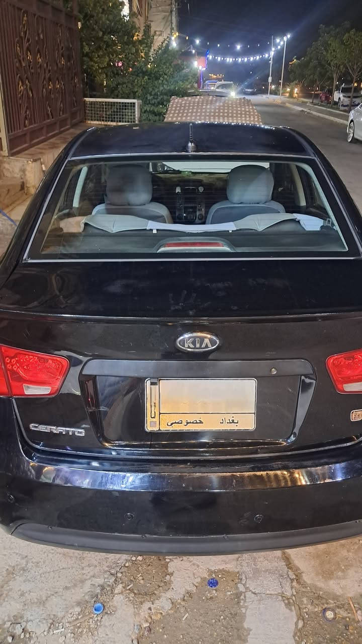 السلام عليكم

للبيع كيا سيراتو خليجي ۲۰۱۳ مكفول من الضربه والصبغ فقط بارد مكانين رقم بغداد مشروع وطني بسمي محرك ١٦٠٠ كير مكينة حدادية تبريد كفالة سيارة جاهزة ورقه للاتصال *********** بغداد حي الجهاد يرجى الاتصال ، لأني غير متوفر على الفيسبوك
