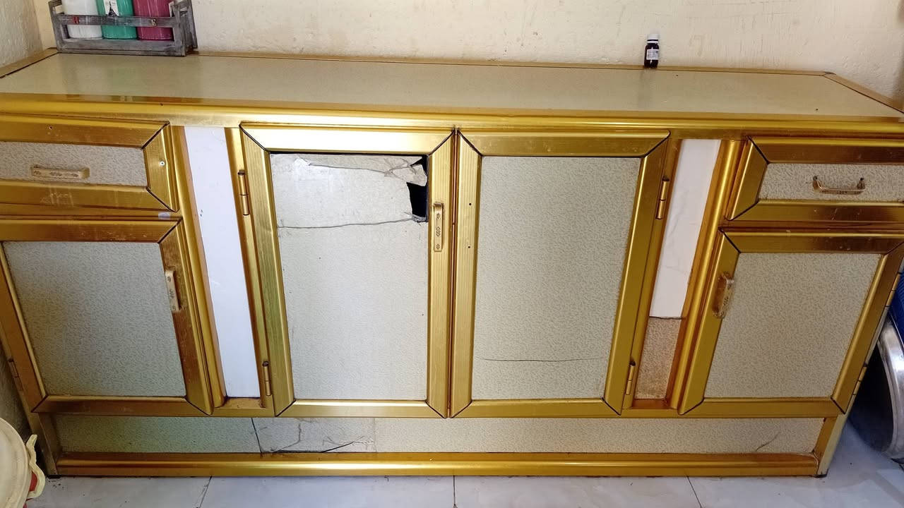 سلام عليكم  كاونتر البيع بيه اضرار واظحه بصوره


**إذا كنت صاحب هذا الإعلان وتريد حذفه لأي سبب، رجاءا أرسل رسالة إلى الدعم الفني**