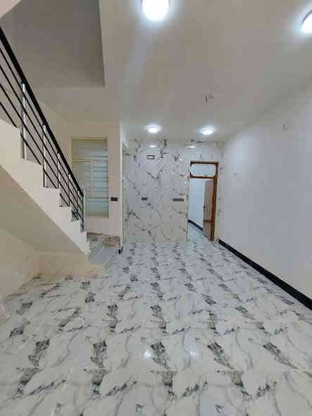 دار للبيع المساحه 100ً 
 طابو صرف حي ميسان قطاع 23 مجاور شارع عوده بنيان درجة اولًى بنيان حديث باقي يحتوي على غرفه وصاله ومطبخ واستقبال وصحيات داخليه وخارجيه للاستفسار الاتصال على الرقم التالي الكوفي للوساطة العقاريه ***********
