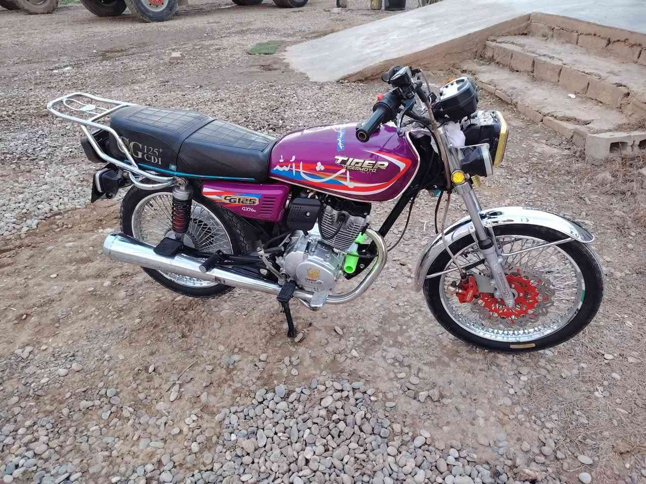 من بعد السلام موطور تايكر موديل 24وطالع بل 25موطور كله شركه ما يعرف الصبانه محرك كهربيات كله شرط لا صرف لا بخار ولا صوت محرك شركه موطور ما تصرف علي دينار منفيس موجود وبل حقيقه احله من الصور موطور حلو ونضيف السعر 600وبي مجال مكاني الحويجه


**إذا كنت صاحب هذا الإعلان وتريد حذفه لأي سبب، رجاءا أرسل رسالة إلى الدعم الفني**