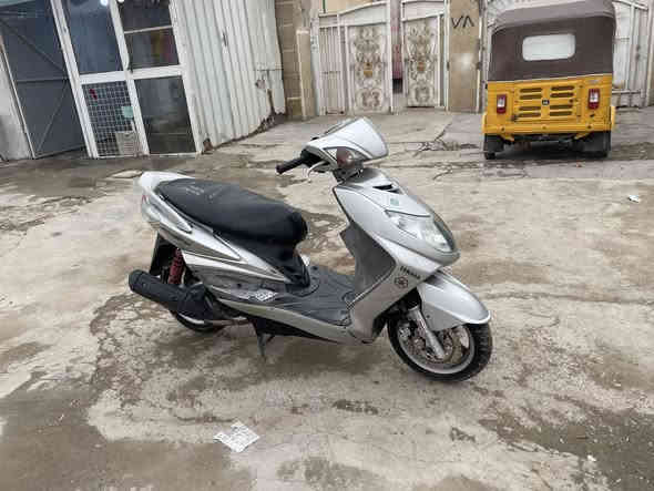 سلام عليكم سكنس فحل مال رنبه دراجه كلهه ابلاديه ختم واحد وي لمكينه مكفوله سعر ٧٠٠بيهه مجال عنوان بياع تقاطع درويش ***********
