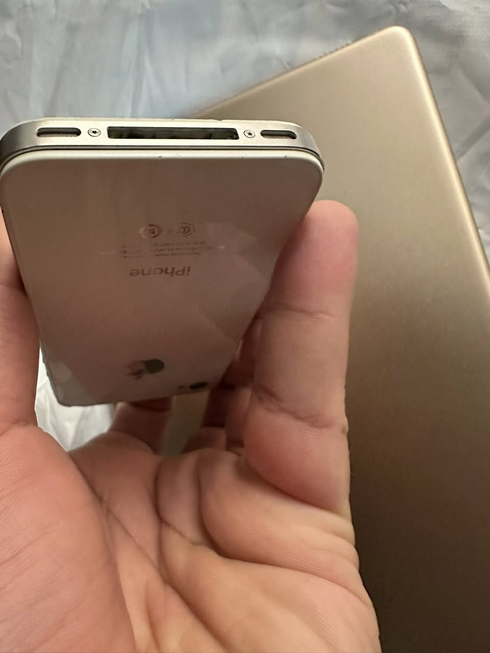 ايفون ٤ ios7 شغال خط .للحجز خاص


**إذا كنت صاحب هذا الإعلان وتريد حذفه لأي سبب، رجاءا أرسل رسالة إلى الدعم الفني**