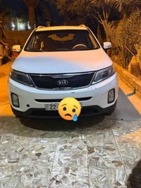 سورنتو خليجي 2014 تحويل او وكاله بيه رش صبغ بنيد وجاملق خلفي بدون دواخ...