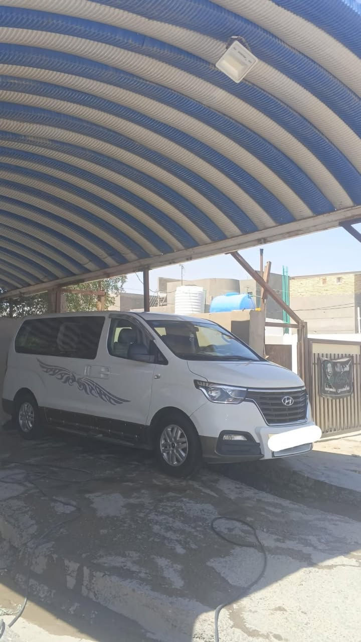 السلام عليكم ستاركس جديدة مكفوله كفالة عامه موديل 2022 بأسمي تحويل ثاني يوم للاستفسار الاتصال ع الرقم *********** المكان ديوانية
