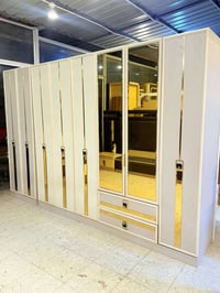 غرفة تركي • ١٠ قطع • نظيفه ٩٥٪