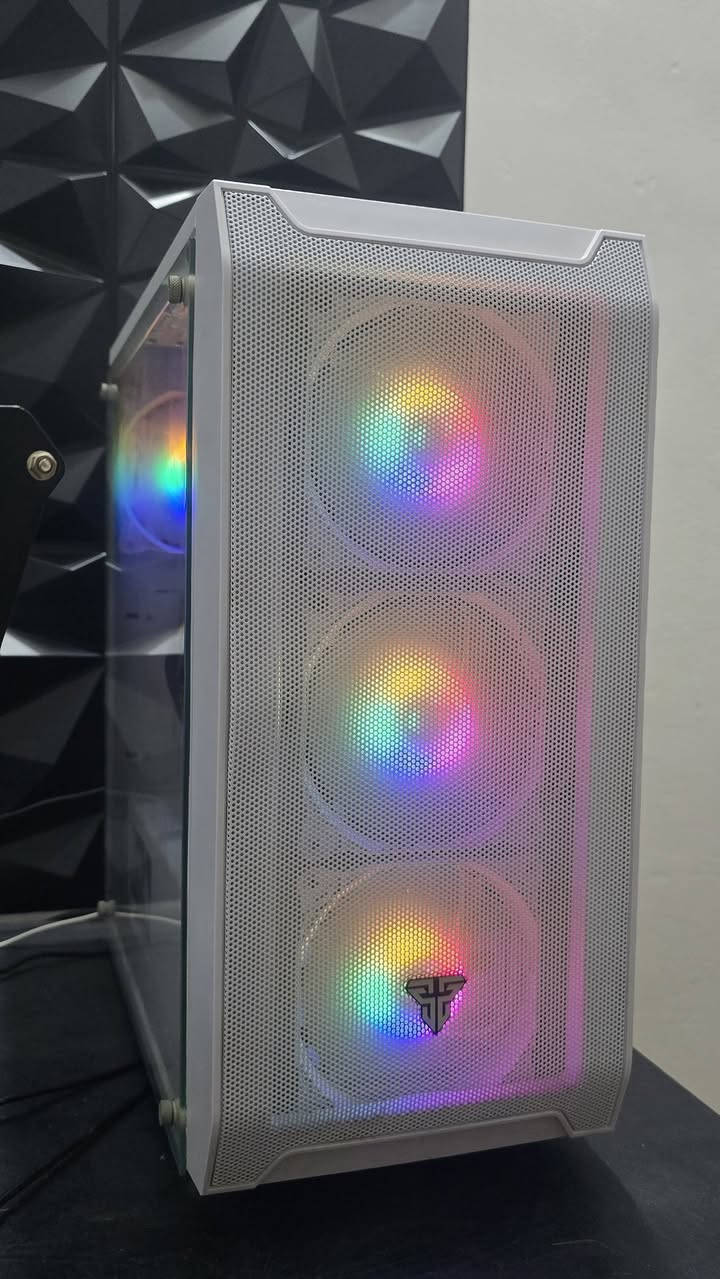 كيس للبيع مواصفات
3060ti zotac 
I5 10400f 
Ram 16 t force 3200
Ssd 500g
Ssd 120g للنضام
Hdd 2t
Power 650w 
H 510
تبريد مائي 240m من كولر ماستر 
تخبل الحاسبة من ناحية حرارة وباقي الامور الكرت اقوة من ال 4060 وبقوة ال 3070 حرارتة متعبر ال 72 بفورمارك وركزلي عل ذواكر مالتهة 
المكان بغداد دوره ومتوفر توصيل 
سعرهة 975
***********
