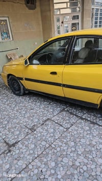 سيارة كيا موديل قديم متوفرة للبيع. السيارة بحالة جيدة، مناسبة للاستخدا...