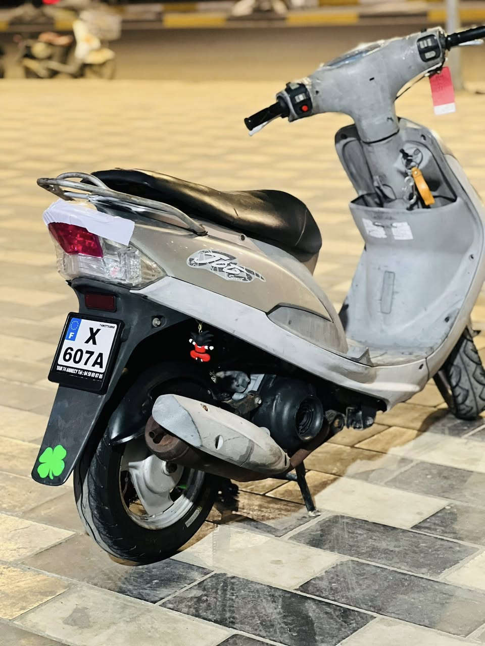 السلام عليكم شباب دراجه ماكس منغولي دراجه جاهزه لشارع دراجه خير من الله مكينتهة بلااديه كهربائيت كلهه شغاله شلعه معدل  عنواني بغداد مدينه الصدر  وسعر  على استفسار على هاذا رقم***********
