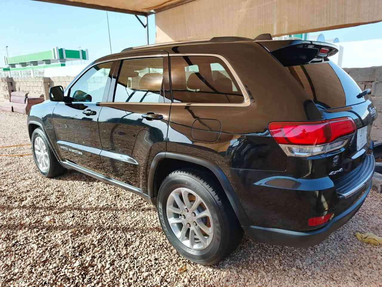 السلام عليكم
سياره جيب موديل 2021
رقم بغداد باسمي رقم نكليزي 
وارد أمريكي 
محرك/3600
رادار امامي 
حساسات خلفيه
شاشه تاج
كشنات تدفئه تبريد
جنطه شفط كهربائي 
السياره عليها منضومت زنون اصلي 
عليها أدامه بلكامل 
السعر (260)وبيها مجال 
للستفسار اكثر اتصل /***********
