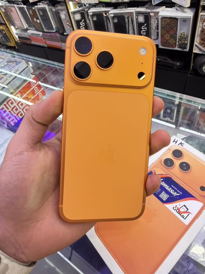 السلام عليكم ١٧ برو ماكس سيمكارت مشحون ٢٠ مره السعر. مليونين او ١٠٠       ***********
