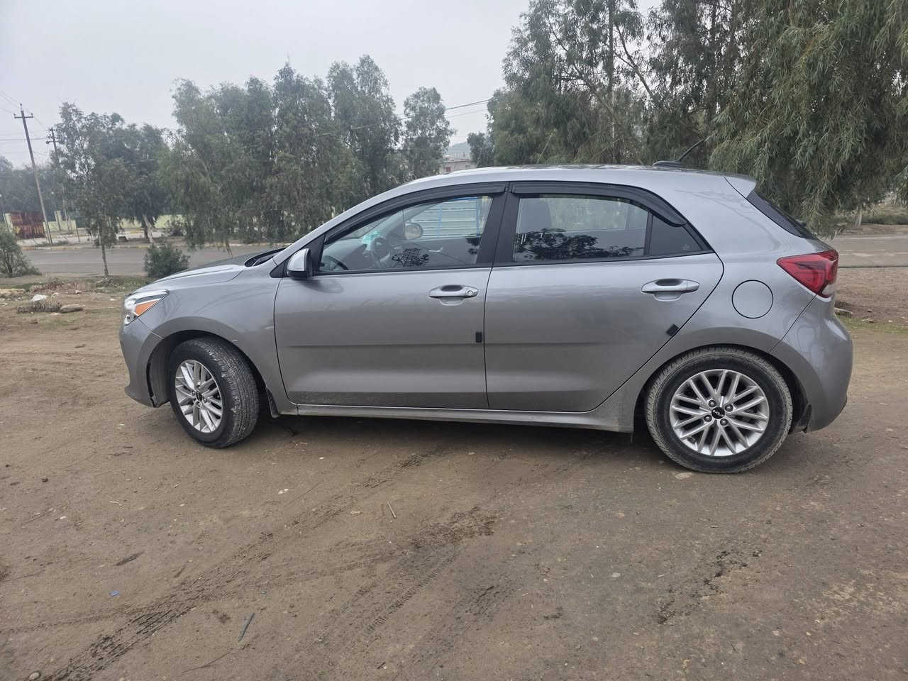 السلام عليكم
ريو موديل 2022

سيارة جديدة بمعنى الكلمة 

سنوية وهزة جديد 
***********
130 قفل
