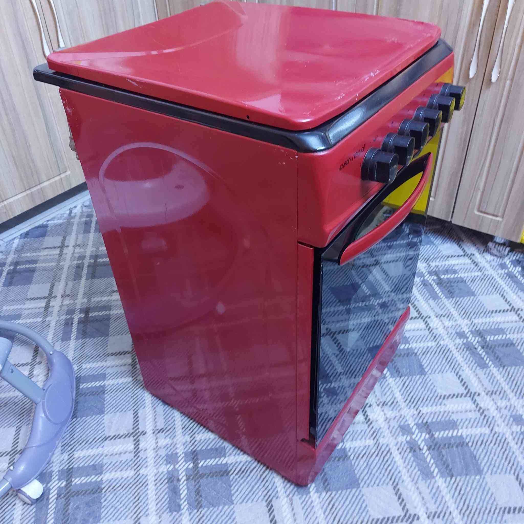 للبيع طباخ
نوال نظافة  ١٠٠% 
اربع عيون
***********
