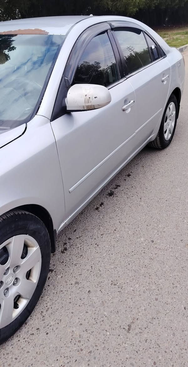 السلام عليكم
سيارة سوناتا وارد امريكي 2010 
شرط كير محرك صدر امامي خلفي جاهزها اربعه تايرات جددت سنويه وارقام جديده تحويل مباشر.  صبغ حزام   سعر 100و بيه مجال حك الجيه بنيد قماره والجنطه كفاله ه ***********
