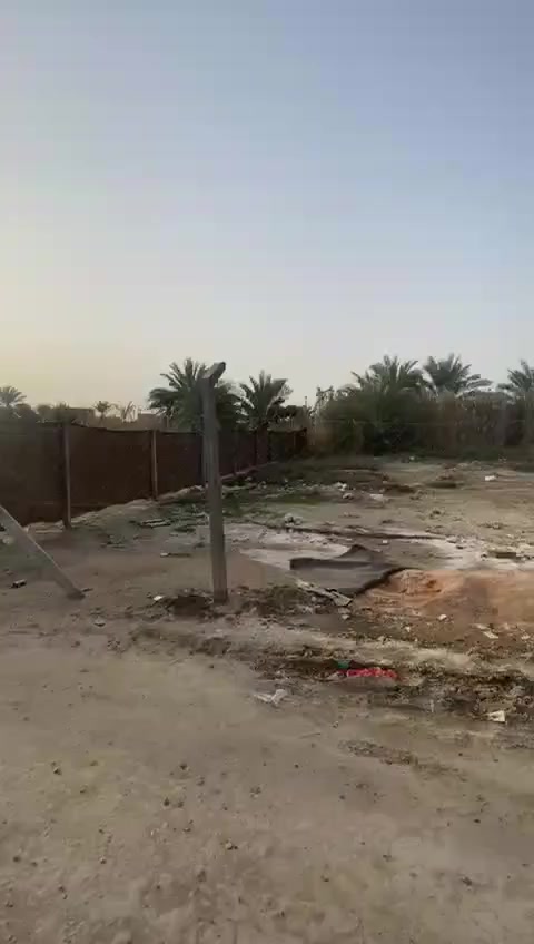 قطعه للبيع المساحة ٧٠٠ متر طابو زراعي سند ٢٥ تحويل مباشر حله ورديه سيف سعد خلف الدكتور أحمد الجمل الواجها ٢٢ مسيجه بي ارسي شارع سبيس ١١ متر تبعد عن الشارع العام ٣٠٠ متر كافه الخدمات السعر ٩٠ مع المجال البسيط ***********
