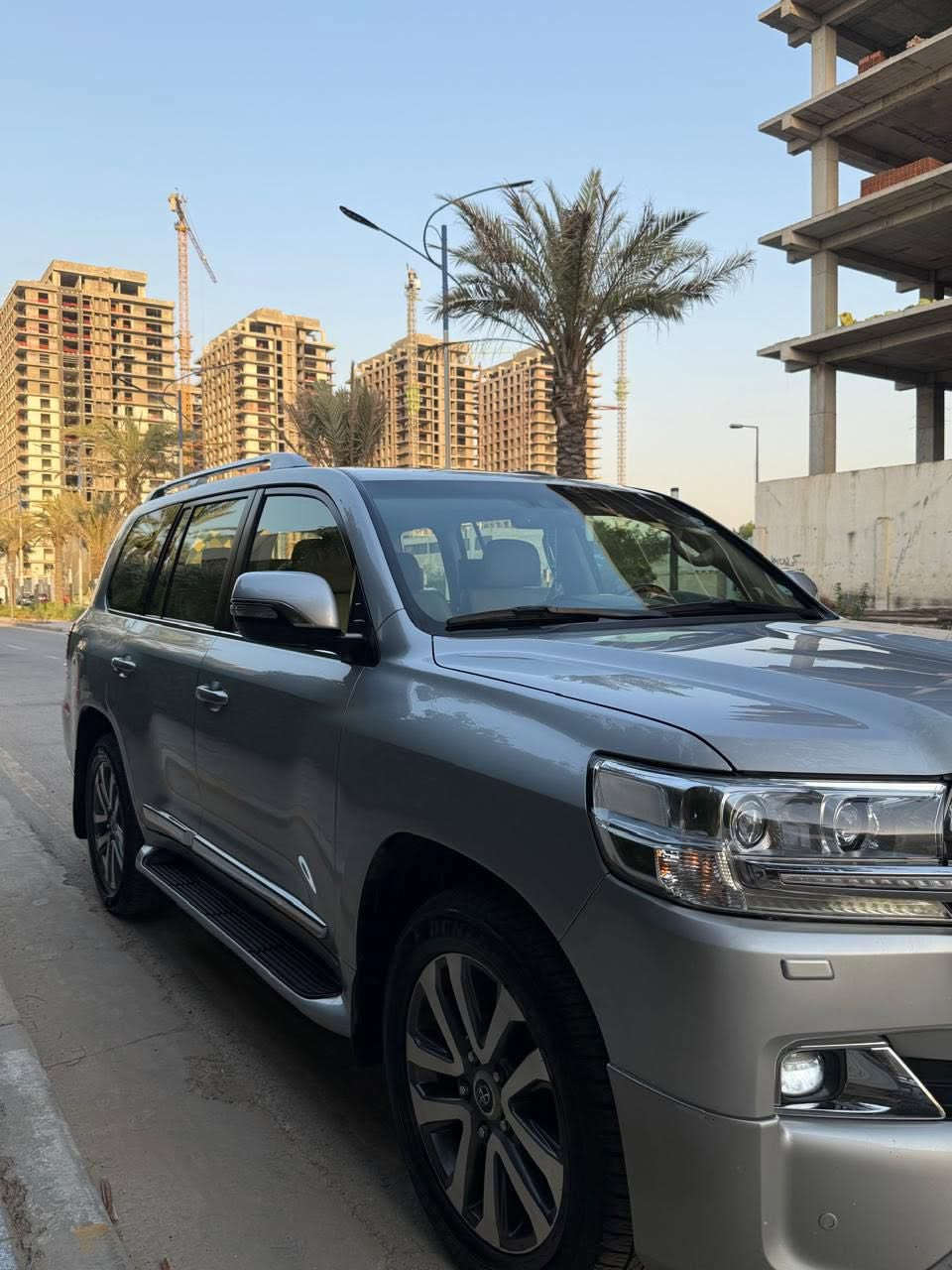 السلام عليكم
لاندكروز 2017 
اعلى فئه Vxs✅
V8_5700
لون رصاصي 
رقم دهوك تحويل ثاني يوم باسمي 
بدون صبغ او ضرر ✅
فقط رصعات اثنين بقبغ الصندوق ✅
السياره ماشيه 163 الف كيلو متر 
السياره بغداد اليرموك 📍
سعرها 530 $ ✅
***********
