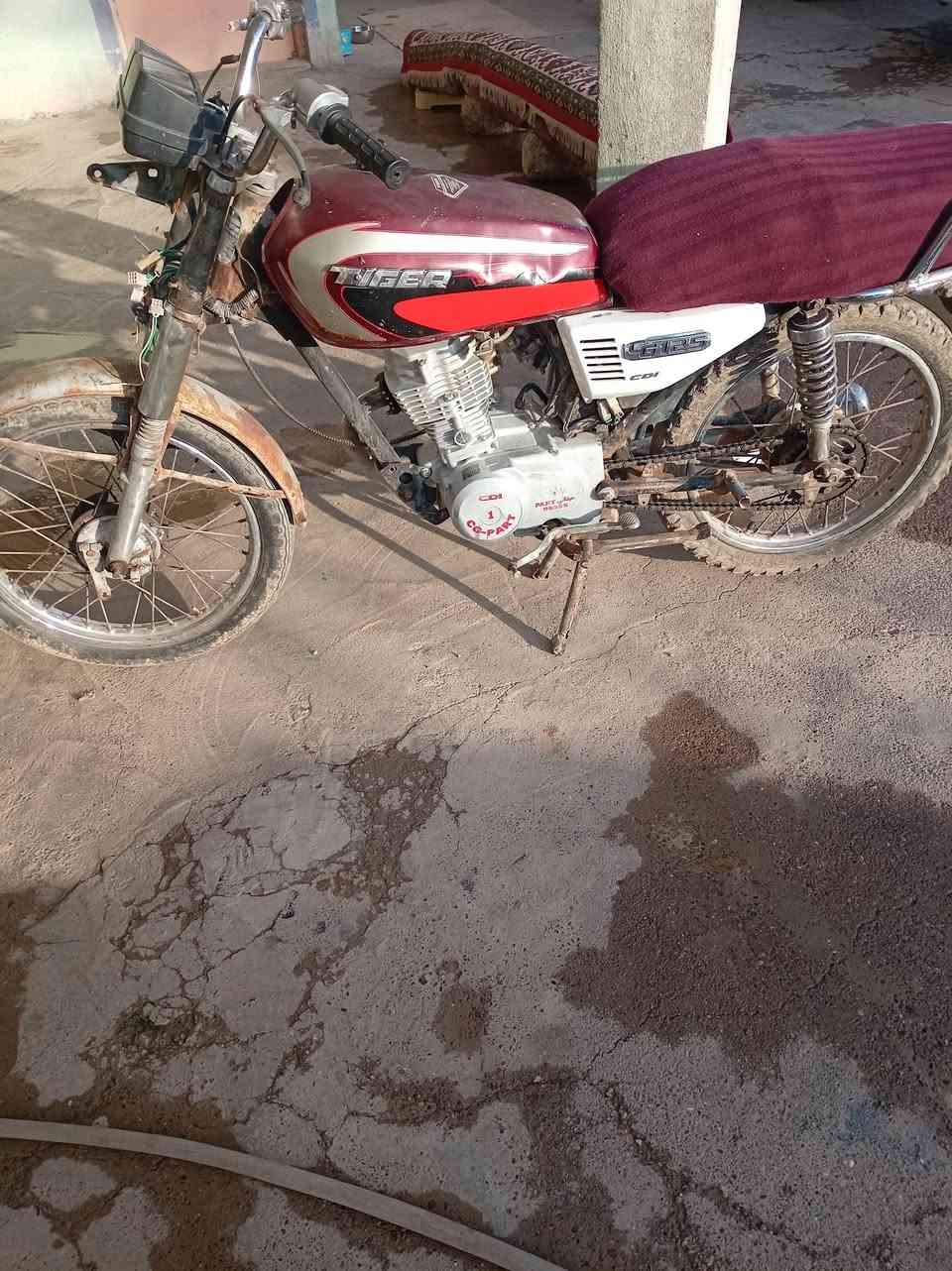 مطور خمس تسعات للبيع السعر 130 وبيهه مجال للطيبن وباقي التفاصيل اتصل ***********
