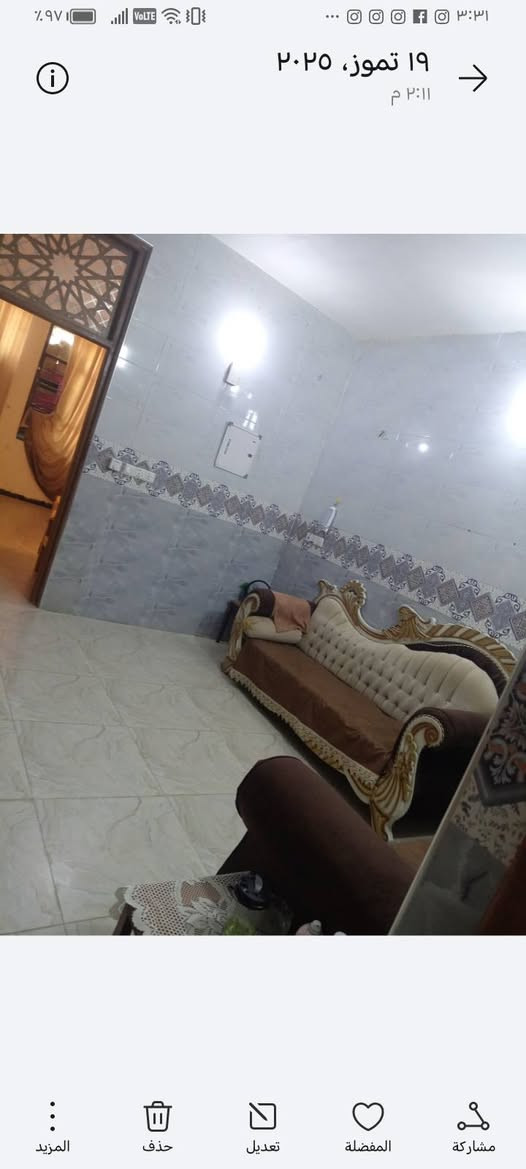 البيت للايجار شارع ٨٠ قرب المحطه الجديده أضواء الحله خامس فرع باب الخروج مال المحطه للإستفسار الاتصال على الرقم ***********
