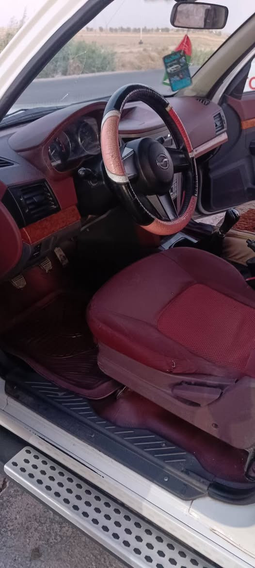 ياالله السلام عليكم
بيكم صيني موديل 2020 حره

كير ومكينة مكفولة 

تبريد تدفئة شغالات 

السيارة جاهزة بدون نقص 

مكاني بعقوبة ***********
السعر 85 وبيها مجال يرهم مراوس بصفرة حسب القناعة
