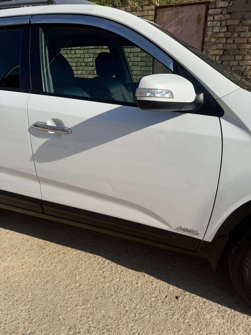 سورنتو موديل 13 وأرد أمريكي رقم بغداد انكليزي السعر 153 مكان السيارة العماره  ***********
