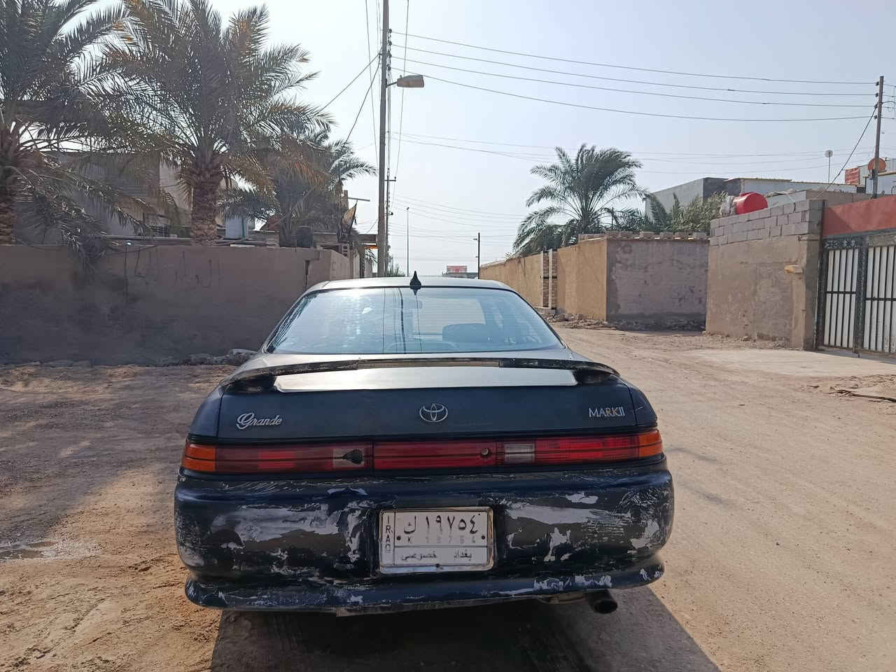 مارك نفخ موديل 1993.سياره جازه من كلشي حدايه وتخم تايرمحرك اثنين ونص جديد.سياره مكفوله ضربه والاصوليات سنويه منتهيه.سياره ابسم ابن عمي..سعر53 بيه مجال ‏رقم الهاتف‪0772 758 7399‬‏
