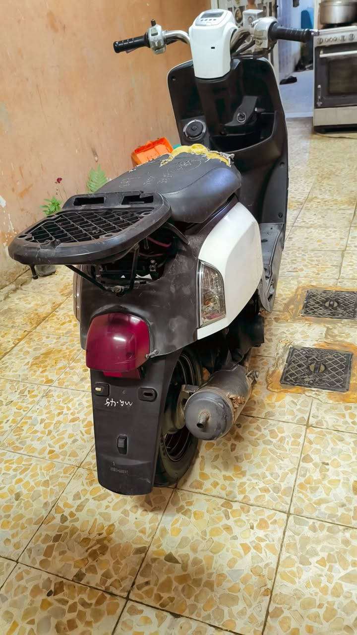 متاح لبيع بوليس نوزل نضيفه مثل ماواضح بالصوره دراجه ثالث تبديله دهن هستوني مصعد طابوكه جديده السعر خاص 
هاذا رقمي ***********
