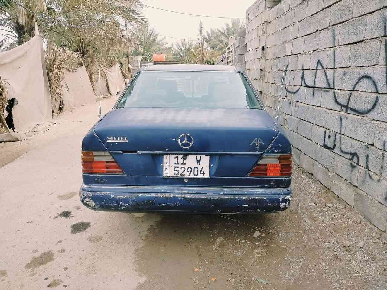 سلام عليكم سياره مارسدس دب موديل 90⁦ـ مكينه بطه 300 سياره جاهزه مابدل بيه اي شي  القواعد سليمه تخم تاير جديد كهربائيات شغاله  ديالى بعقوبة تقاطع القدس 
سعر 50 وبيه مجال بسيط حك جيه ***********
