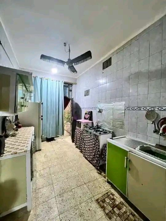 ‏اللهم صل على محمد وال محمد
بيت مستعجل 
 بيت للبيع حي الحكم 

مساحه 135 متر

يتكون من غرفتين وصاله ومطبخ وبراني 

‏قرب المستوصف

للاستفسار اتصال على الأرقام التاليه
***********

***********

***********

يباع نقد او مبادره للعنده استماره

بسعر 115 
 
مكتب الساعي للعقارات
العنوان سايدين حي الشرطه مقابيل أسواق الريتاج
