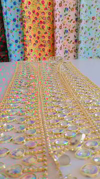 هبهب • أقمشة • لوازم خياطة