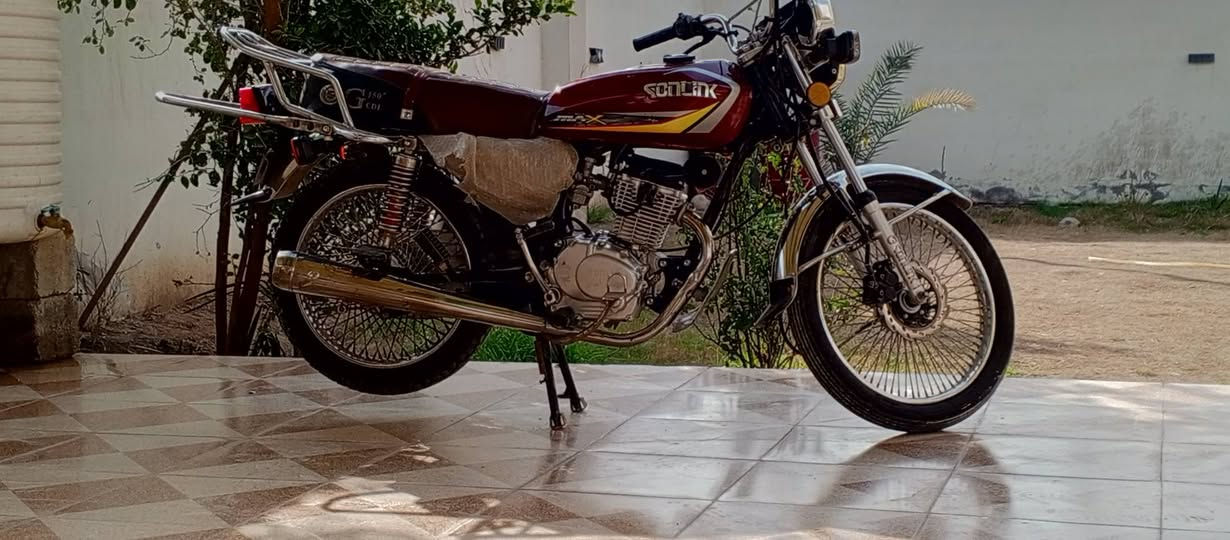 سلام عليكم 
تايكر موديل  ٢٣ 
السعر ٦٠٠
عنوان ام العضام


**إذا كنت صاحب هذا الإعلان وتريد حذفه لأي سبب، رجاءا أرسل رسالة إلى الدعم الفني**