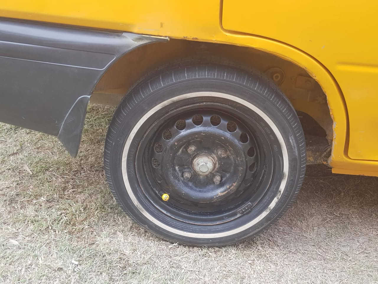 السعر ٤٠ بيها مجال
سايبه ١٨ رقم نكليزي 

مصفره هيئه وغرامات تختم تاير جديد 

مالكها القادسيه كير مكينه مكفوله 

بيها تبديل بابين ماشرات وضربه راجعه بارد 

سياره حلوه مكانها الرميثة  ***********
