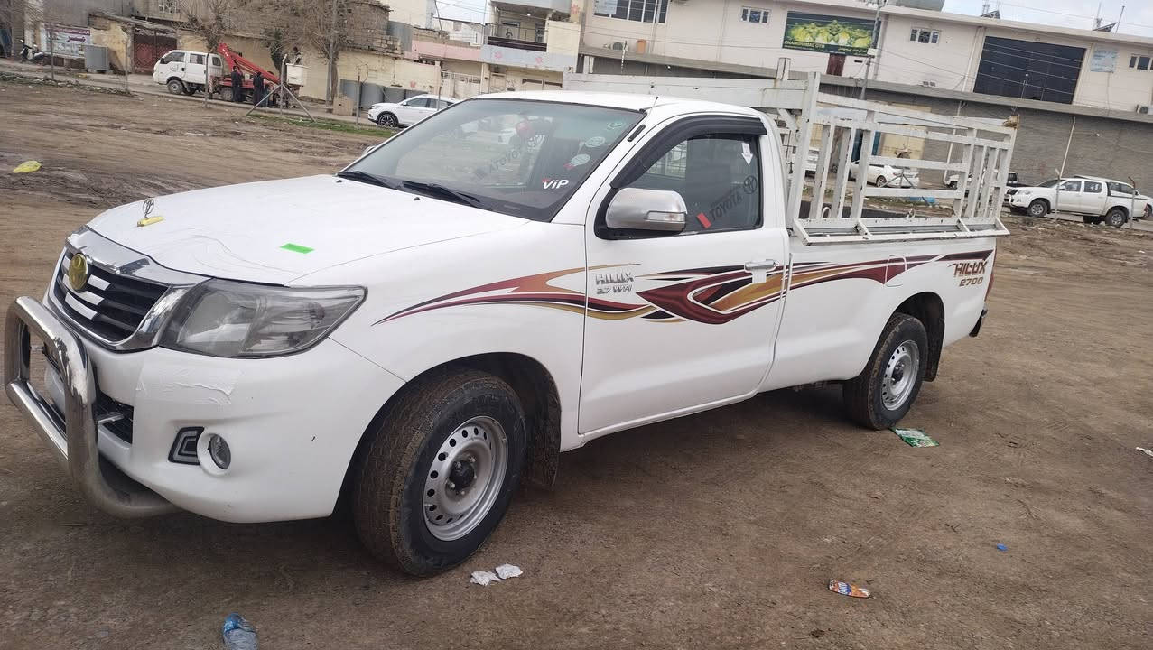 2014 جيهان
هى من نيه  ته له فون بو خاوه نه كه ى بكه
له چه مچه ماله
***********
***********
