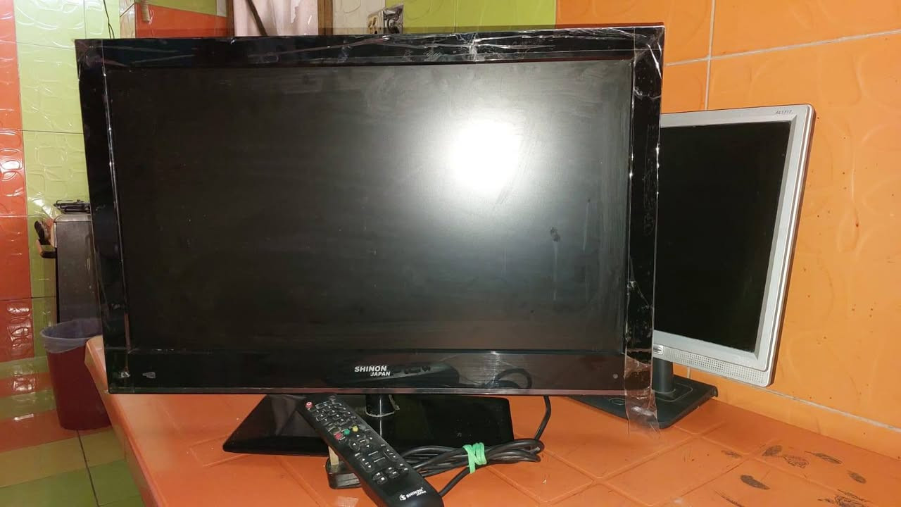 شاشه نوع lcd 
ماركة SHINON
الحجم 28" بوصه
الحاله مستخدم ومستعمل وغير داخل تصايح
تصلح للمشاهدة في غرف الاطفال/ المطابخ او لتركيب الكاميرات منزل /محل عليها 
السعر المطلوب / 50000 الف دينار
مكان البيع /بغداد الجديدة
للاستفسار والتواصل ع الواتساب على الرقم ***********
