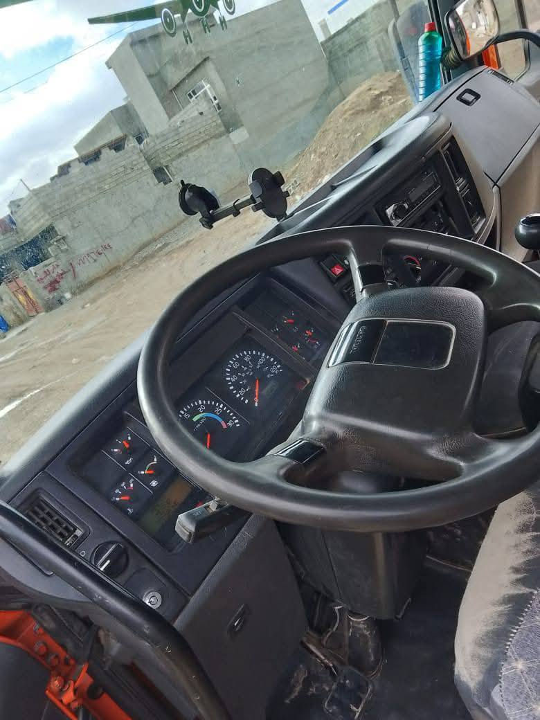 السلام عليكم كرين فالفو موديل 2005 رقم سليمانيه شرط التحويل 6سرندر 8برغي 3طن 3سلايت مكان كركوك ناحية الرياض سعر 230 بي ماجال الطيبين للاستفسار تصال علئ رقم ***********
