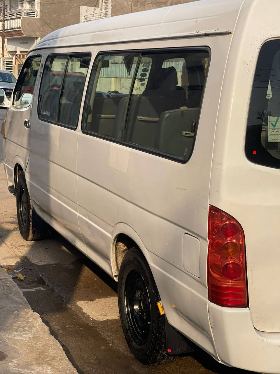 السلام عليكم جنبي 2014 كاملة من كلشي بسمي ومصفره رقم انكليزي سياره كلش حلوة بيها صبغ ربع الاخير وربع الجنطه السعر 85 وبيها مجال صدر جديد ومكينه وكير *********** مكانها البياع
