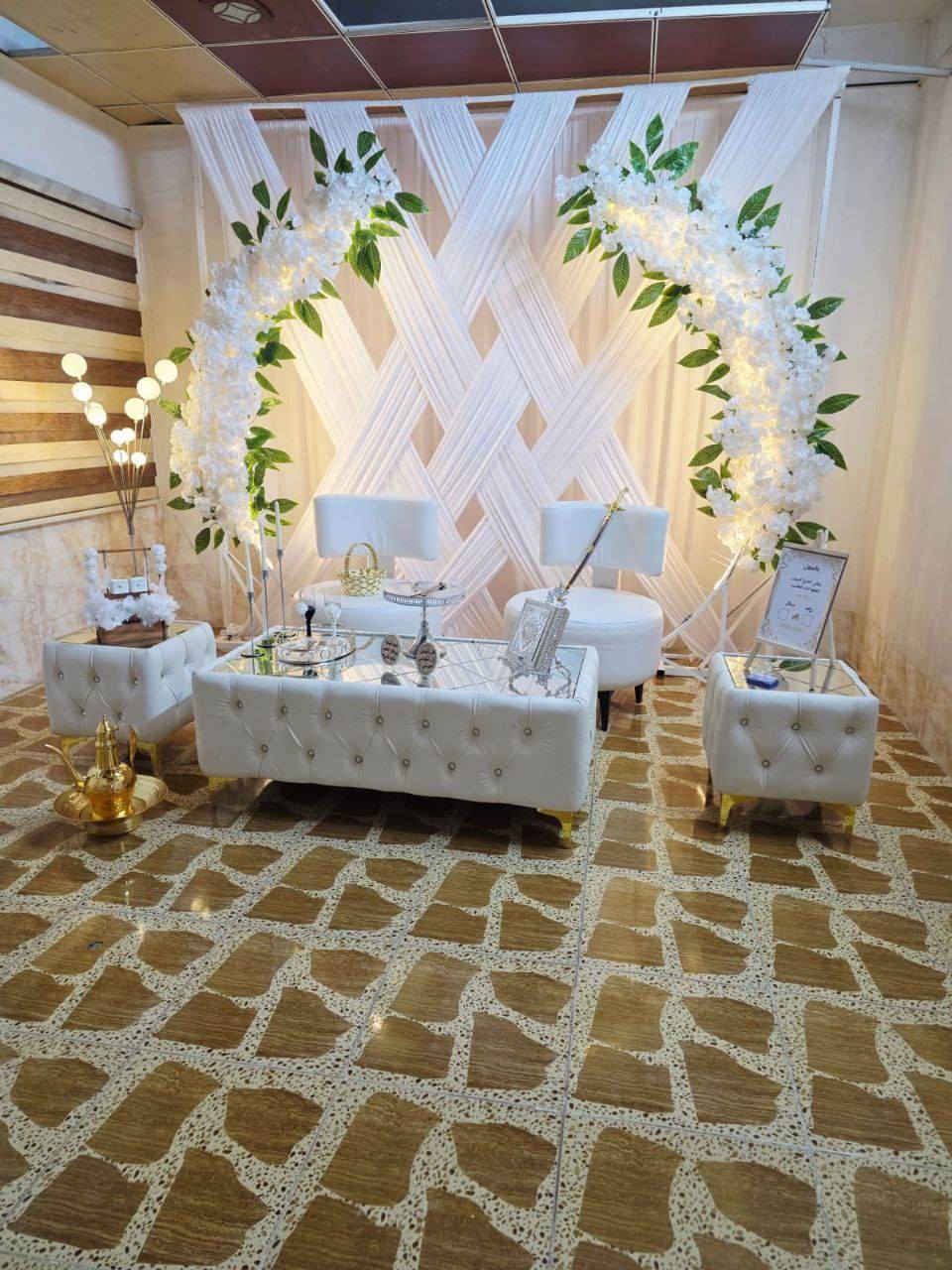 رجعنا نستقبل الحجوزات على الكوشات من جديد 
بمناسبة عيد الفطر المبارك
اجمل الديكورات الحديثه وانسب الاسعار 
تفاصيل تشمل الكشن والطبلات ستاند كيك غلاف قران شمع دان ثلاثي 
ستاند بصمات طباعه حسب الطلب
بوكس مهر تزين وطباعه حسب الطلب
متوفر جميع توزيعات الخطوبه والحنه 
تأجير دي جي 
جنط 
باقات ورد حسب الطلب 
كادر مختص للتصوير (رجالي_نسائي) 
للحجز والاستفسار اتصال او واتساب 
***********
***********
