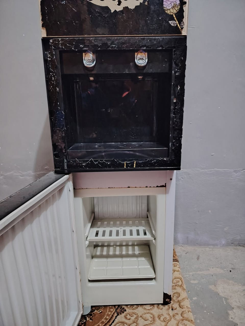 شغاله شرط كلشي مابيه دفع سعر وتعال خذها
***********
