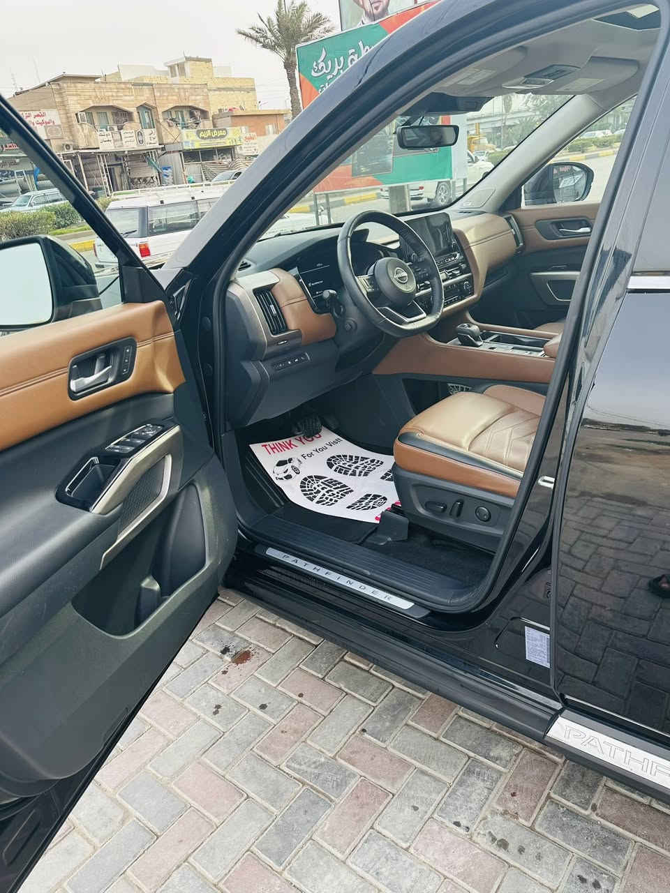 نيسان باثفيندر 2024 بلاتينيوم
ماشيه 18 الف 
الون اسود 
حجم المحرك V6 
رقم الشاصي 5N1DR3DH6RC204267
٧ راكب 
بنو راما طول القماره 
كشنات جلد تدفته تبريد 
كشنات منفصل 
التبريد منفصل 
صندوق كهرباء تحسس الرجل 
داتا شو عرض بلمراة
كامرات ٣٦٠ 
رادارات امام خلف جوانب 
سياقه ذاتيه وتحديد مسار ونقطه عمياء
شحن لا سلكي للايفون
فول تحكمات فول كهرباء الكشنات قلاب كهرباء 
مودات قياده حساس توقف اوتو وتطفئه وتشغيل اوتو ازدحام 
مراه داخليه ٣ مودات 
شاشه العدادات دجيتال تتغير الثيمات 
هواي مواصفات بلاتينيوم معروفه المواصفات-

وارد امريكي 
الحادث بارد الباب الخلفي فقط كفاله عامه
صور الحادث بلمنشور
رقم بغداد باسمي شهداء بعدلها سنه ونص 
اسويلك وكاله عامه 
محتويات السياره من الشركه 
بصمات ٢ 
ارضيات شركه 
كتلوكات الشركه 
قاعده رقم الشركه 
عده كامله وسبير
اي نقص مابيها على وضع الشركه 
السعر ٣١٠ ورقه 
مكاني بغداد حي القاهرة 

*********** 

ملاحضه: اهل الاختصاص يعرفون خواتها الحره بيش هيج حادث
