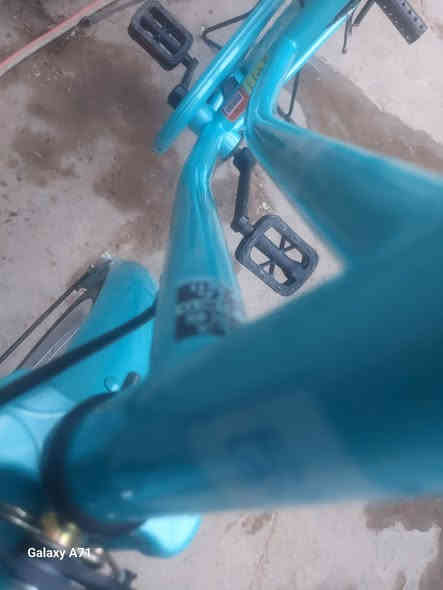 سلام عليكم بايسكل شركه BD موديل 2022 جديد كلش وكامل السعر 140 وبي مجال قليل الرقم ***********
