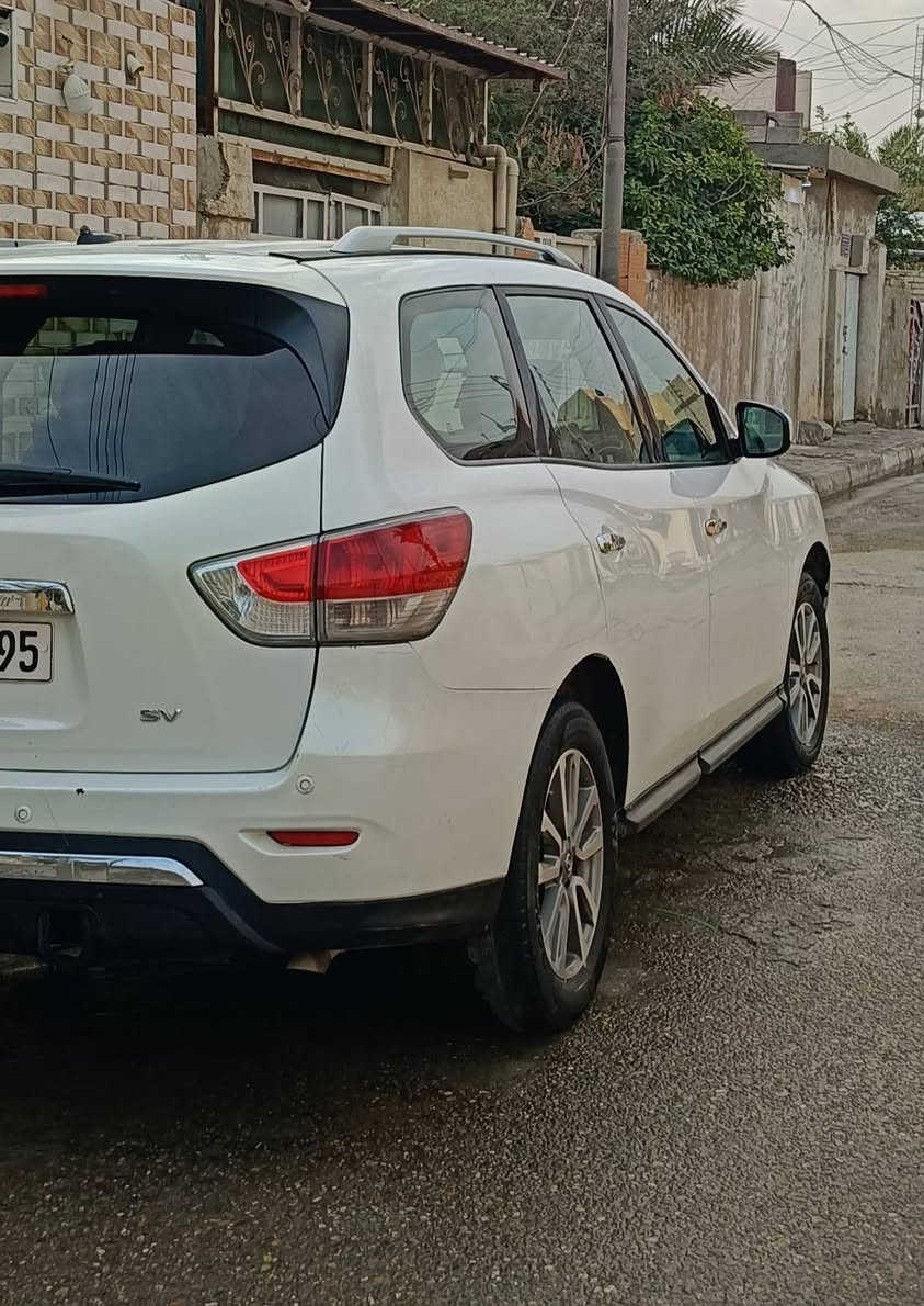 سيارة باثفندر سبعه راكب2013خليجي رقم شمالي دهوك انكليزي محرك 6سلندر مكانها بغداد  فحص السيارة بلسونار موجود داخل الصور سعرها 130$ وبيها مجال للشراي 
للاستفسار ***********
