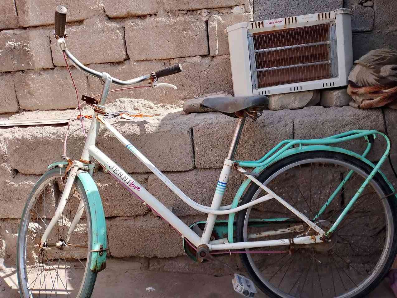 للبيع***********
