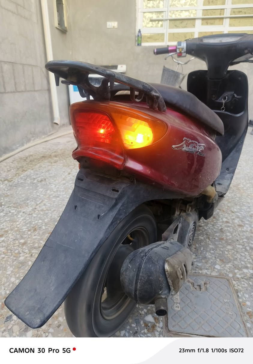 للبيع ب 200 وبيهه مجال قليل 
 بغداد قريب ابودشير 
عصفوريه كامله من كلشي كهربائيات شغاله
هندر سلف شغال لايت امامي اشاير شغاله
قفل اكسل قفل ستيرن تايرات جدد


**إذا كنت صاحب هذا الإعلان وتريد حذفه لأي سبب، رجاءا أرسل رسالة إلى الدعم الفني**