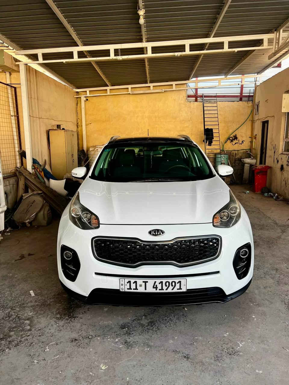 السلام عليكم
كيا سبورتج موديل 2018 خليجه 🚗

كير مكينه وكشر وصبغ وتبديل وفتح وبارد كفاله سياره بعد احلى من الصور  

صدر تبريد قطعتين ثلج ⛄️ سياره عليه تراي جميله مثلك ياطيب ❤️

رقم بغداد الجديد وهزه وسنويه  

مواصفات بنرامه دك جرس 🛎️ 120 

حساسات امامي وخلفي تحكمات مقود جهتين ثلاث مودات سياقه مانع انحدار 

سعره السياره مناسب جدا  

اتصال ☎️ وتساب 

*********** غيث الحميري 

شوف المنشور والصور اقتنع مايكون خاطرك الطيب تحياتي
