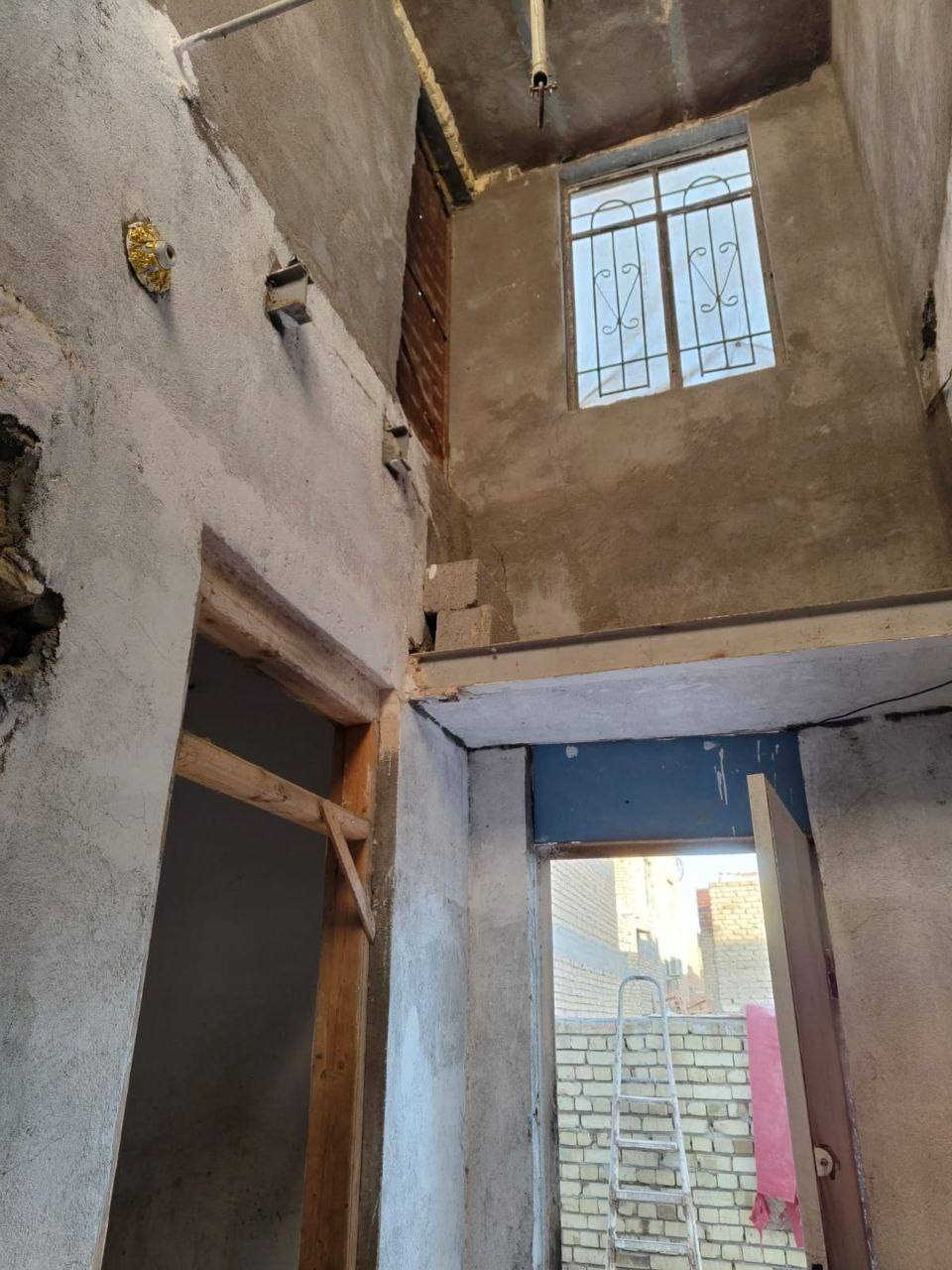 سلام عليكم 

◾دار طابو للبيع 

◾المساحة 100 /م 

◾المكان سوق الشيوخ حي الشهداء  يم مدرسة البراعم يم انصار زهير 

◾يتكون من استقبال وصحيات وطارمة وترك وصالة ومطبخ وغرفتين

◾السعر  38وبيه مجال 

◾الاستفسار واتساب او الاتصال على رقم التالي 

◾***********
◾سيد حسن الموسوي 

◾مكتب الاحرار شارع البصرة يم مكتب سيد الشهيد
