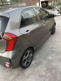 بيكانتو موديل 17 سبورت لاين اعلى فئه 1 على 1 ماشيه 51 ميكنه جبيره دبل ...