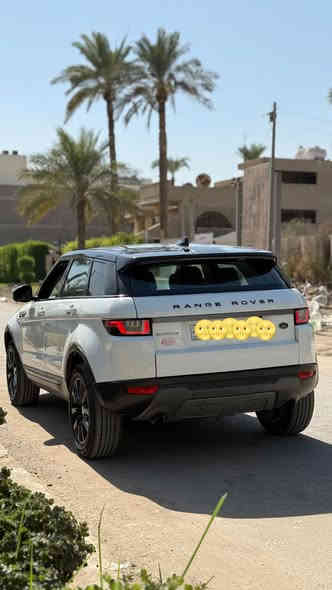 سلام عليكم اخوان رانج روفر ايفوك 2017 رقم بغداد للبيع او مراوس باغلى السعر(170 ورقة) السيارة كلش حلوه والسيارة فول عدا الفتحة طبعاً سيارة وارد امريكي حادثها خفيف كلش طخطخات صفحة سايق كلها ودعامية الامامية والسيارة ماشية 130 الف كيلو سيارة  تجي مكينة 4 سلندر 2000 توربو ماشاء الله حلوه وناعمة الي يحب يجي يشوفها مكاني  بغداد هذا رقمي *********** ويشلع عيوني
