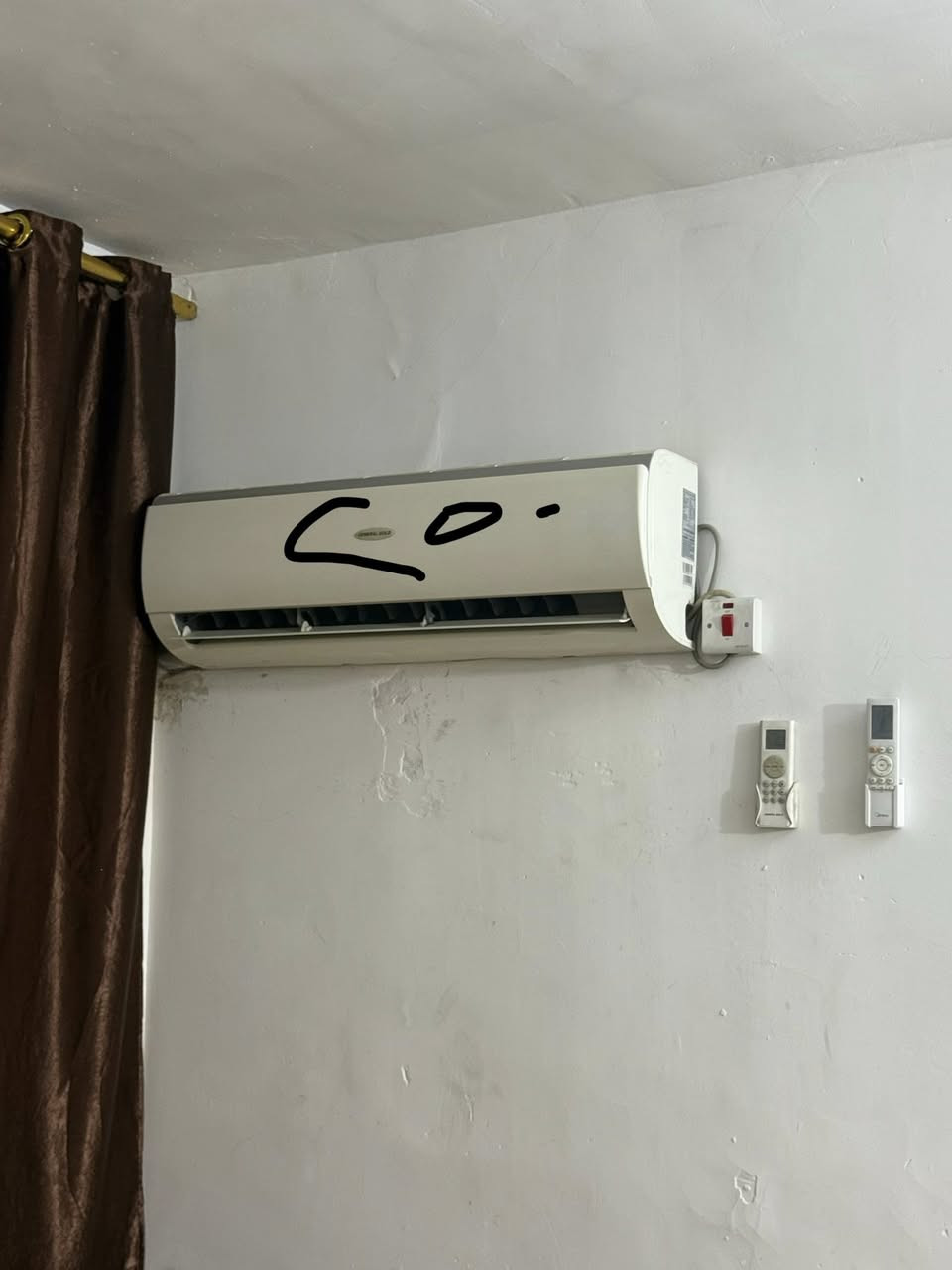 غراض بيت للبيع
مكيف 2 طن موسم واحد مشتغل
سبلت 1 طن 
كاونتر نظافه 90 ‎%‎
مبرده +تنور ***********
المكان بغداد الكرخ
