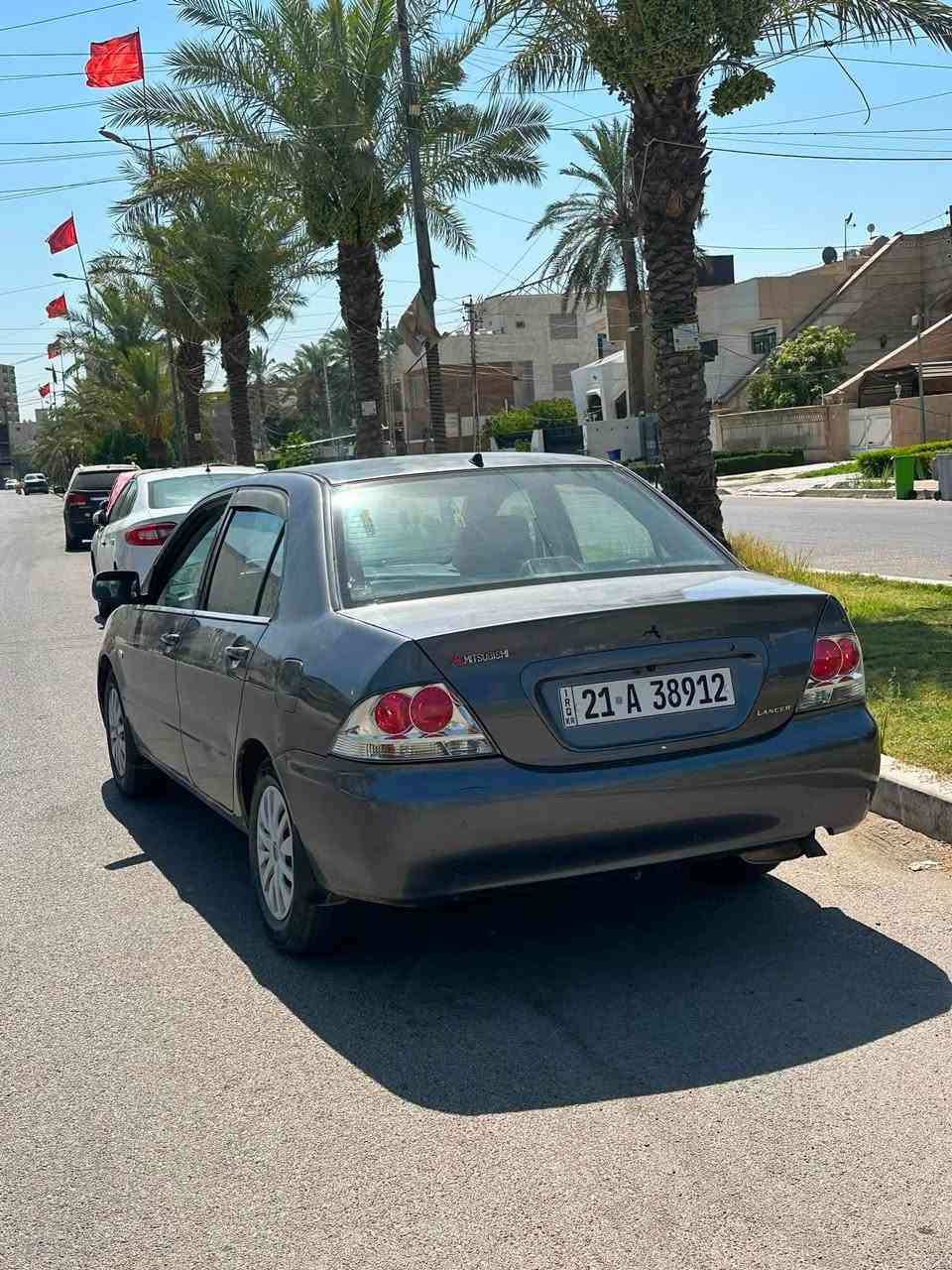 لانسر بومه
2007 كير مكينه بالچيس تبريد ثلج 
صدر امامي خلفي 
تخم تاير جديد 
غرفه وخارج سياره نضيفه حيل 
سعر ٥٨ وبيهل مجال قليل
سنويه ل ٢٩ سليمانيه ثاني يوم تحويل 
مكان بغداد سيديه 
***********
