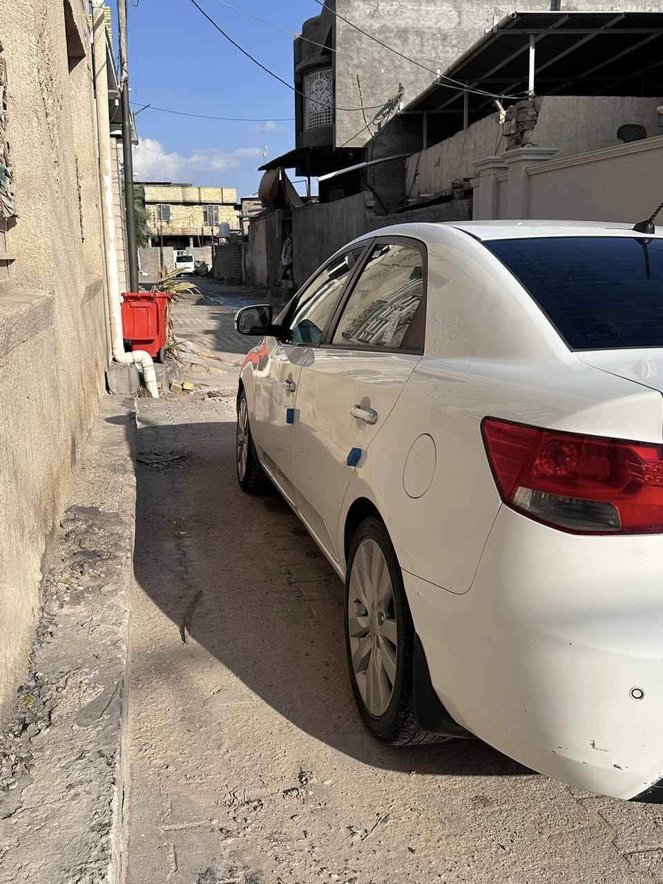 السلام عليكم كيه سيراتو موديل 2013
السياره ما ناقصها اي شي رقمها اربيل 
للإستفسار ***********
