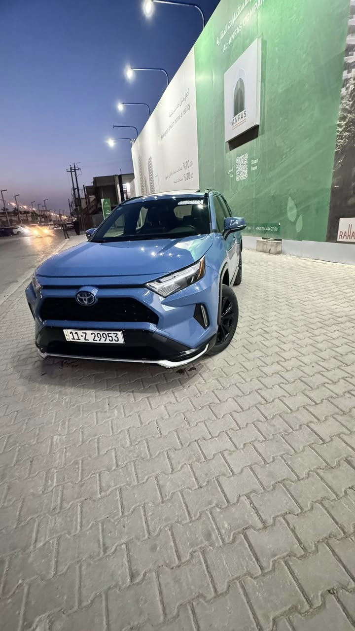 السلام عليكم،،
تيوتا راف 4 
موديل 2023 هايبرد 
فول مواصفات للاخير 1/1
تبريد قطعتين بصمه فتحه كشن كهرباء هيترات بل كشنات تحديد مسار مانع انزلاق نقطه عمياء ويل 17 اسود لايت زنون عالي ناصي كشافات  وقوف تجنب الحوادث اوتو هولد و هواي اكو مواصفات 
بدون شاصي بدون لغد بدون ايرباك 
كير ومكينه كفاله 
مكاني بغداد الكرخ 
سونار مرفق ب المنشور
 
***********
